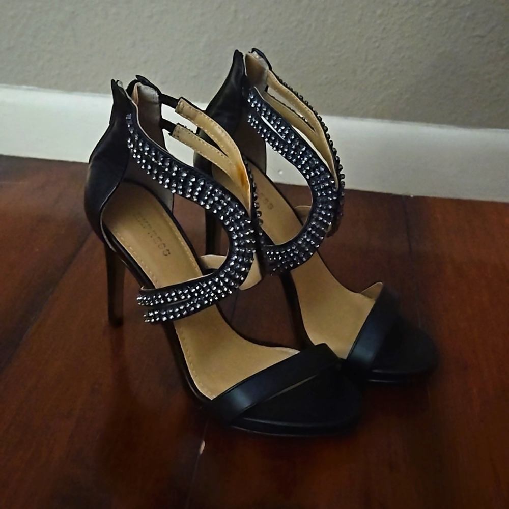 Express Black Jeweled heels 4.25” size 6